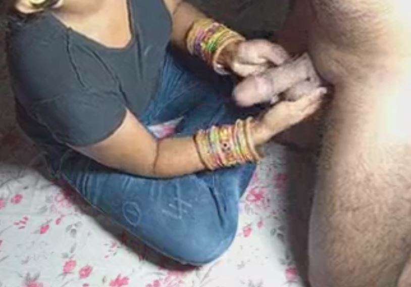 Padosan Bhaki Ki Chudai Ki Trut Dare Game Ke Bad Indian Sex