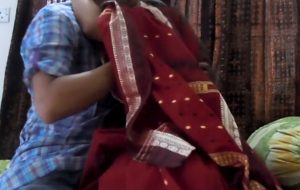 amateur indian wife sucks throbbing cock